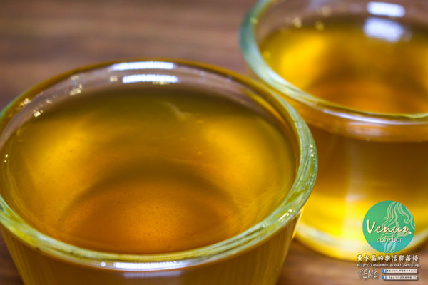 Venus cafe(維納斯咖啡)|桃園市/桃園區  (希臘氛圍，客製化咖啡拉花；中西餐點“維納斯”通通都有)