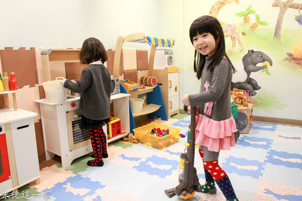 IMG_0233-2.jpg IMG_0233-2.jpg