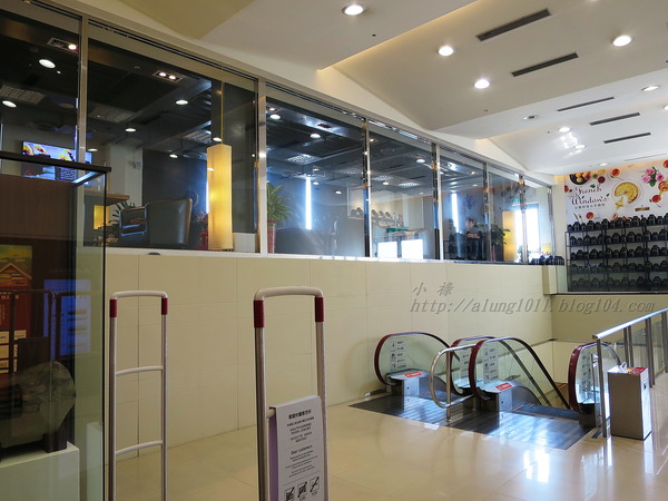 FrenchWindows 琺蘭綺瑥朵茶餐館(屏東太平洋百貨)：低調中展現奢華  ..FrenchWindows 琺蘭綺瑥朵茶餐館(屏東太平洋百貨‧誠品旗艦館)