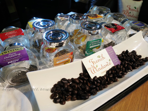 FrenchWindows 琺蘭綺瑥朵茶餐館(屏東太平洋百貨)：低調中展現奢華  ..FrenchWindows 琺蘭綺瑥朵茶餐館(屏東太平洋百貨‧誠品旗艦館)