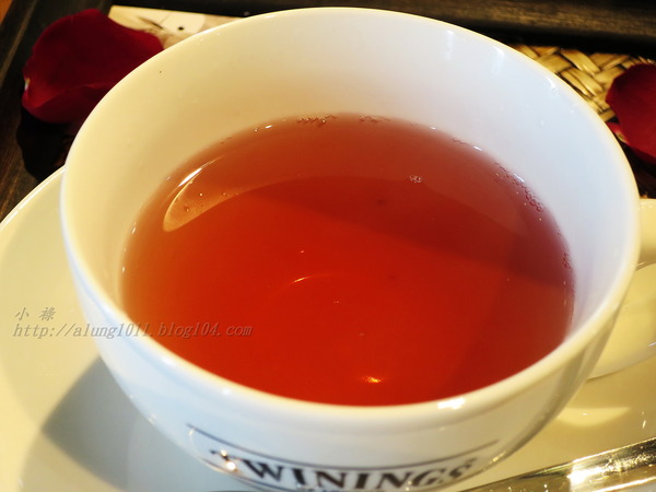 FrenchWindows 琺蘭綺瑥朵茶餐館(屏東太平洋百貨)：低調中展現奢華  ..FrenchWindows 琺蘭綺瑥朵茶餐館(屏東太平洋百貨‧誠品旗艦館)