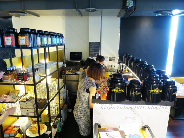 FrenchWindows 琺蘭綺瑥朵茶餐館(屏東太平洋百貨)：低調中展現奢華  ..FrenchWindows 琺蘭綺瑥朵茶餐館(屏東太平洋百貨‧誠品旗艦館)