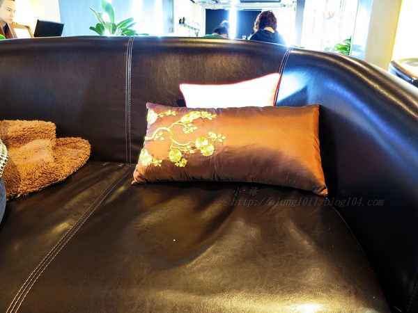 FrenchWindows 琺蘭綺瑥朵茶餐館(屏東太平洋百貨)：低調中展現奢華  ..FrenchWindows 琺蘭綺瑥朵茶餐館(屏東太平洋百貨‧誠品旗艦館)