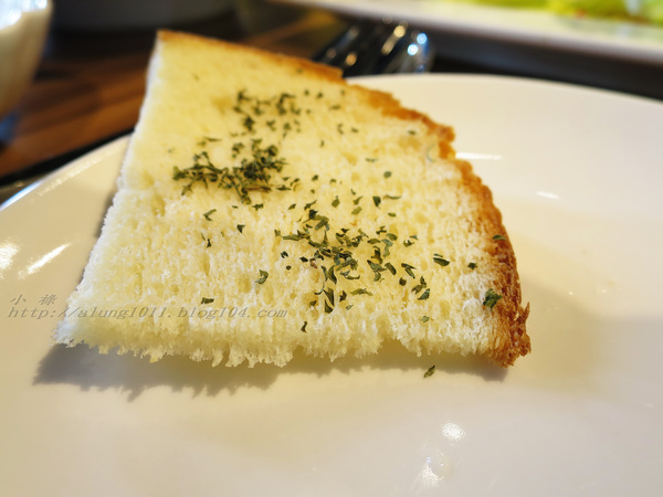 FrenchWindows 琺蘭綺瑥朵茶餐館(屏東太平洋百貨)：低調中展現奢華  ..FrenchWindows 琺蘭綺瑥朵茶餐館(屏東太平洋百貨‧誠品旗艦館)