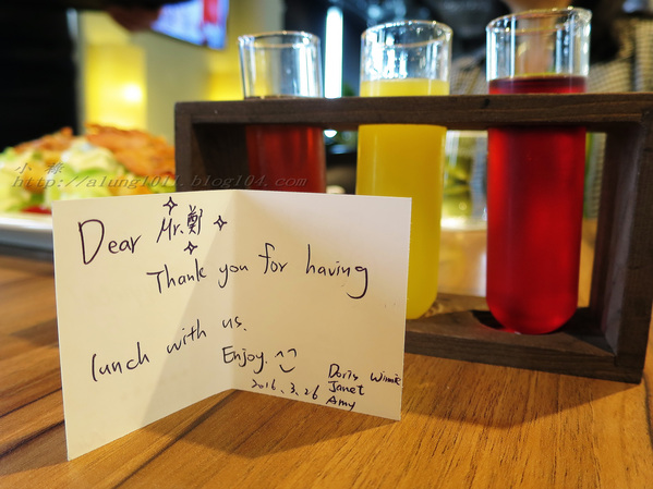 FrenchWindows 琺蘭綺瑥朵茶餐館(屏東太平洋百貨)：低調中展現奢華  ..FrenchWindows 琺蘭綺瑥朵茶餐館(屏東太平洋百貨‧誠品旗艦館)