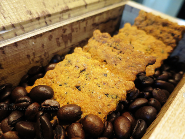 FrenchWindows 琺蘭綺瑥朵茶餐館(屏東太平洋百貨)：低調中展現奢華  ..FrenchWindows 琺蘭綺瑥朵茶餐館(屏東太平洋百貨‧誠品旗艦館)