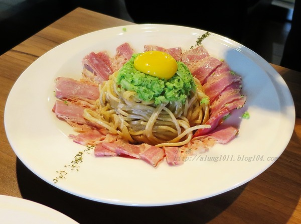 FrenchWindows 琺蘭綺瑥朵茶餐館(屏東太平洋百貨)：低調中展現奢華  ..FrenchWindows 琺蘭綺瑥朵茶餐館(屏東太平洋百貨‧誠品旗艦館)