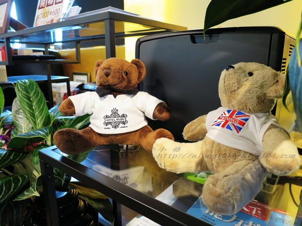 FrenchWindows 琺蘭綺瑥朵茶餐館(屏東太平洋百貨)：低調中展現奢華  ..FrenchWindows 琺蘭綺瑥朵茶餐館(屏東太平洋百貨‧誠品旗艦館)