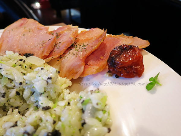 FrenchWindows 琺蘭綺瑥朵茶餐館(屏東太平洋百貨)：低調中展現奢華  ..FrenchWindows 琺蘭綺瑥朵茶餐館(屏東太平洋百貨‧誠品旗艦館)