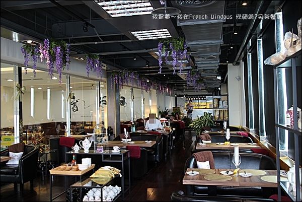 French Windows06.jpg