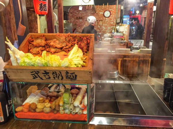 武吉屋台 - 老闆是東方雷神還是西方索爾呢？