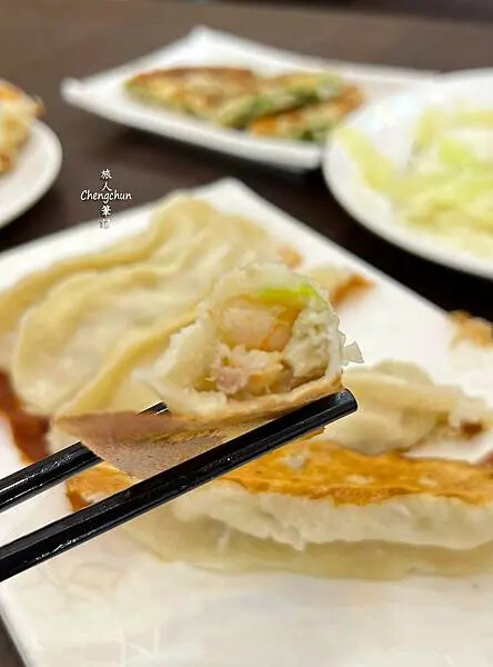 基隆美食【玥成上海美味鮮湯包】好呷、涮嘴 !