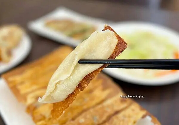 基隆美食【玥成上海美味鮮湯包】好呷、涮嘴 !