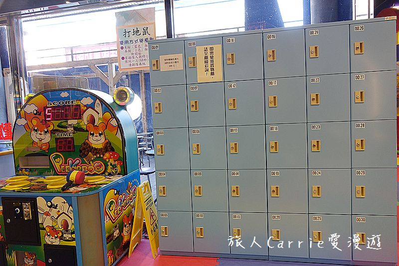 黃金堡親子樂園【台中東區旅遊】～秀泰廣場對面挑高六米室內親子樂園適合1-12歲‧超大球池+倒球機 海盗船炮陣 旋轉溜滑梯 環場車道【文末有抽獎活動】