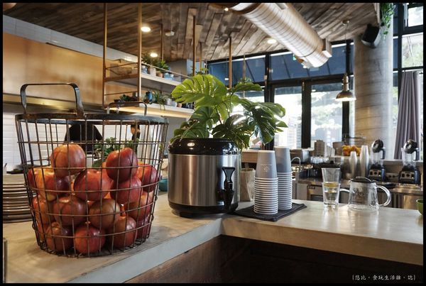 憲賣咖啡熱河店-店內-11.JPG