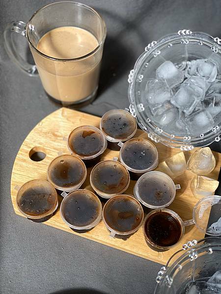 出軌咖🌟宅配美食🌟10秒快速沖泡的咖啡冰磚