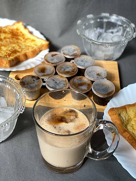 出軌咖🌟宅配美食🌟10秒快速沖泡的咖啡冰磚