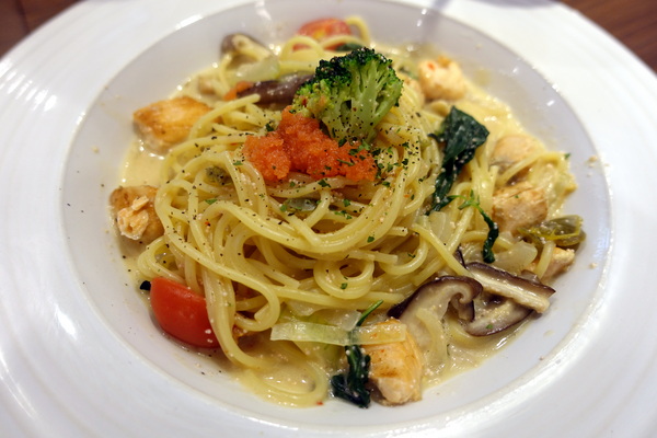 ICC音樂咖啡館莫札特專館：(胖樺食記) 捷運永春站高CP值咖啡廳「ICC音樂咖啡館莫札特專館」，推香煎骰子牛燉飯。商業午餐/Wi-Fi/不收一成服務費/氣氛好