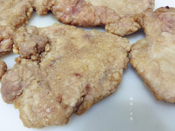 鮮豬道:【宅配。方便料理包】 鮮豬道 - 鐵道排骨 懷舊好滋味 媽媽的好幫手(傳統吃法) 鮮豬道:【宅配。方便料理包】 鮮豬道 - 鐵道排骨 懷舊好滋味 媽媽的好幫手(傳統吃法)