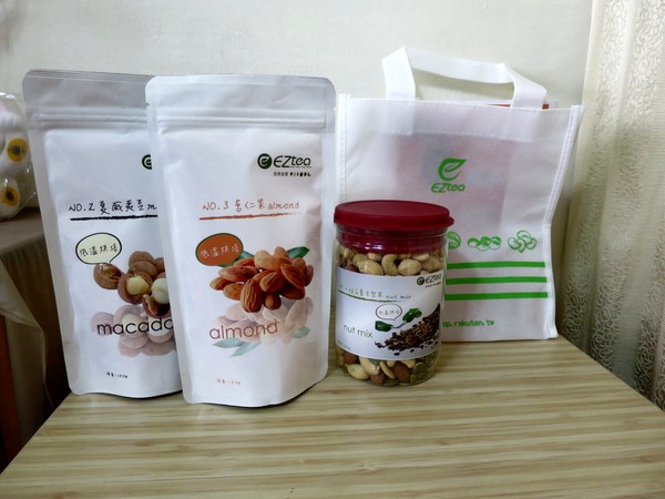 EZtea:不是萬O牌我們可是照吃的喔.. 平衡樂活輕鬆吃堅果_EZtea !! EZtea:不是萬O牌我們可是照吃的喔.. 平衡樂活輕鬆吃堅果_EZtea !!