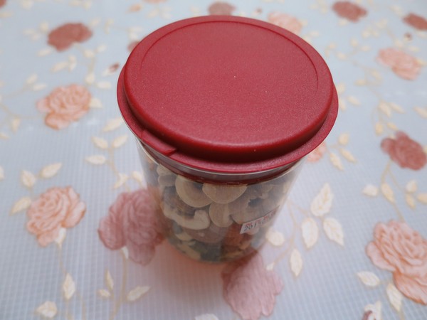 EZtea:不是萬O牌我們可是照吃的喔.. 平衡樂活輕鬆吃堅果_EZtea !! EZtea:不是萬O牌我們可是照吃的喔.. 平衡樂活輕鬆吃堅果_EZtea !!