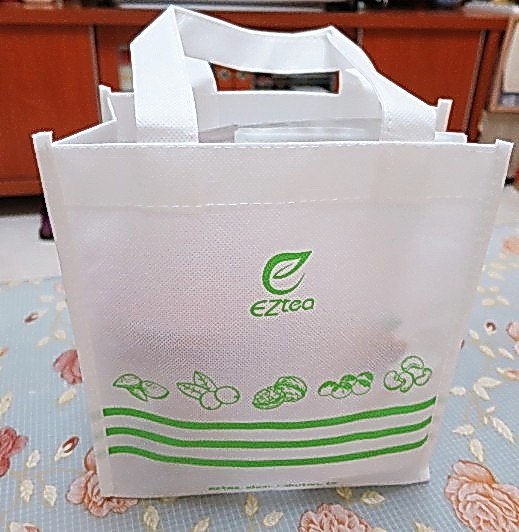 EZtea:不是萬O牌我們可是照吃的喔.. 平衡樂活輕鬆吃堅果_EZtea !! EZtea:不是萬O牌我們可是照吃的喔.. 平衡樂活輕鬆吃堅果_EZtea !!