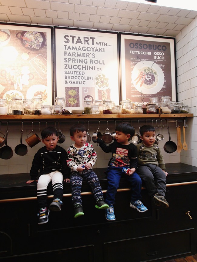 │台北。中正區│新開幕必訪。產地直送的有機鮮美「 農人餐桌親子餐廳」。小農大廚鮮體驗