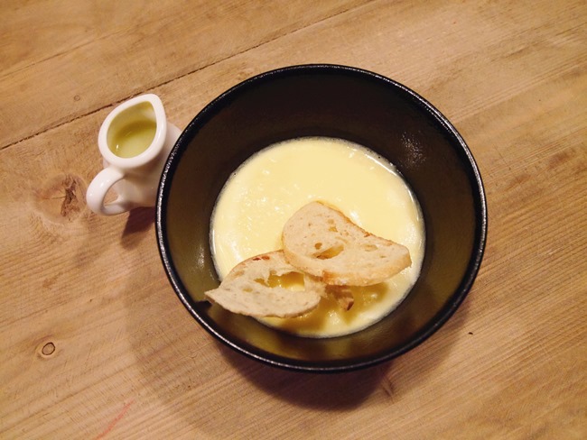 │台北。中正區│新開幕必訪。產地直送的有機鮮美「 農人餐桌親子餐廳」。小農大廚鮮體驗