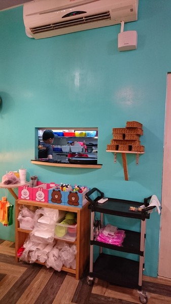 丟丟噹親子餐廳:宜蘭羅東~丟丟噹親子餐廳~繽紛的卡通彩繪裝潢~撈魚滑梯樣樣來~小朋友的遊樂天堂~