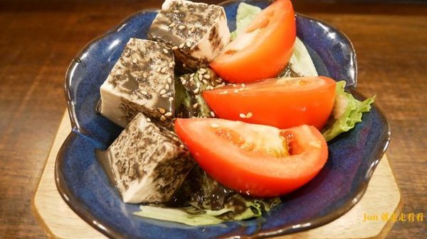 籽田野菜屋：【籽田野菜屋】貓店長坐檯，日式食堂裡的蔬食料理(菜單)