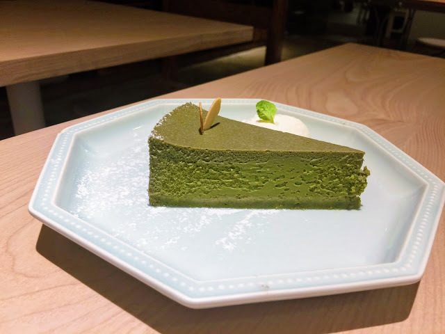 台北Flugel 抹茶起司、黃檸檬脆皮生乳捲