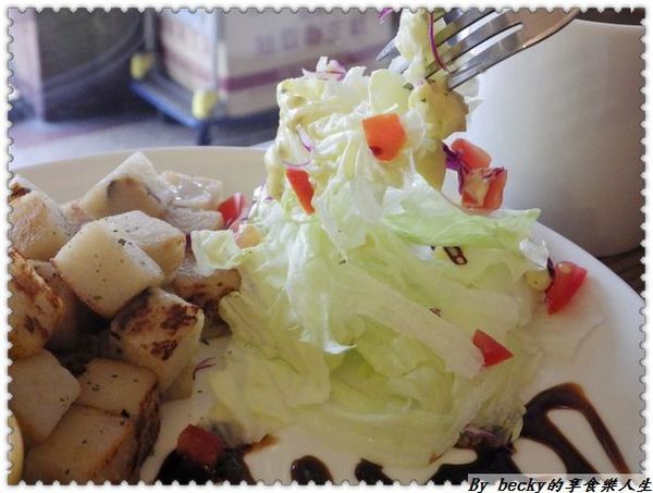 <捷運新埔站>街巷中的平價早午餐/板橋新埔/口袋吐司/南洋咖哩～黑帥廚房