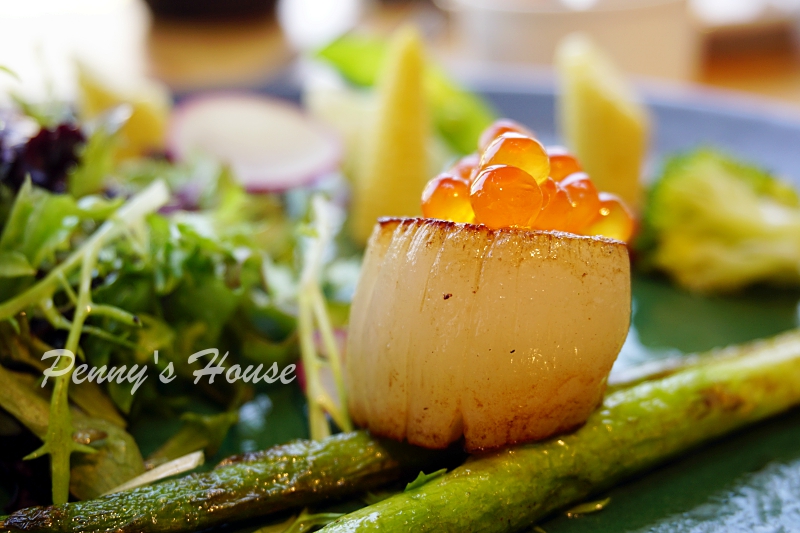 北歐風格義法料理餐廳 波咔Pokaa Cafe & Bistro，新竹竹北高質感餐廳，有包廂投影機，適合聚餐、約會、下午茶、免費停車場