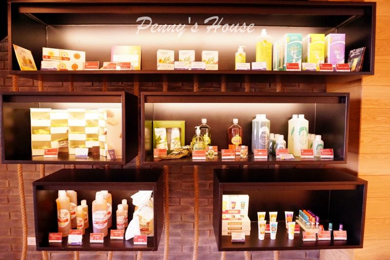 北歐風格義法料理餐廳 波咔Pokaa Cafe & Bistro，新竹竹北高質感餐廳，有包廂投影機，適合聚餐、約會、下午茶、免費停車場