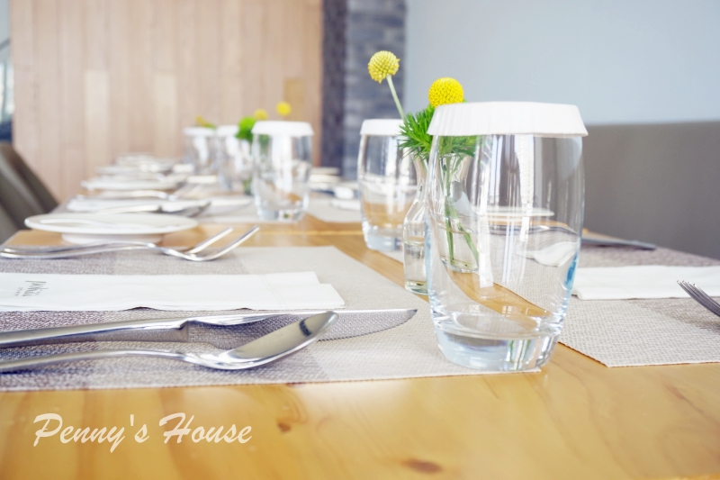 北歐風格義法料理餐廳 波咔Pokaa Cafe & Bistro，新竹竹北高質感餐廳，有包廂投影機，適合聚餐、約會、下午茶、免費停車場