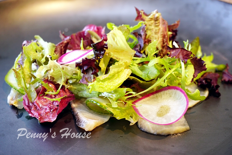 北歐風格義法料理餐廳 波咔Pokaa Cafe & Bistro，新竹竹北高質感餐廳，有包廂投影機，適合聚餐、約會、下午茶、免費停車場