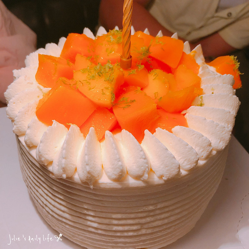 Cafe,RKZ,rkz cafe價位,rkz cafe牛排,rkz 威靈頓,rkz 威靈頓牛排,RKZCafe,rkz威靈頓,SoulFood,北門,台北 威靈頓牛排,台北威靈頓牛排,台灣吃威靈頓牛排,套餐,威靈頓牛排,威靈頓牛排 台中,威靈頓牛排 台灣,威靈頓牛排 推薦,威靈頓牛排中壢,威靈頓牛排台中,威靈頓牛排桃園,惠靈頓牛排 台北,燉飯,牛排,美食,義大利麵,西門,西門 rkz,西門町 西餐,西門町美食,西餐,隱藏版料理,預約,餐酒館,香港 威靈頓牛排 @跟著Julie一起走吧