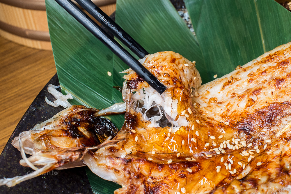 《三川食事屋》東區日本料理 澎湃生魚片海鮮 - 卡琳。摸魚兒趣