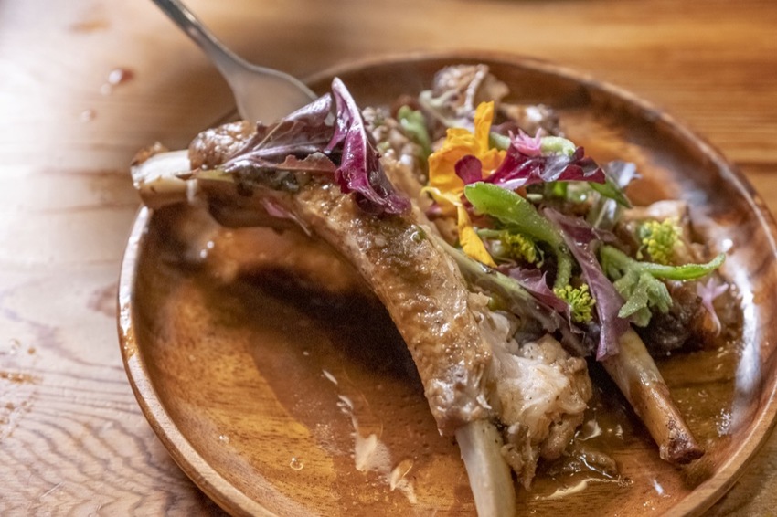 屏東原住民料理 AKAME | 隱身再山中的靈魂料理， 魯凱族主廚打造南台灣最難訂位的秘境餐廳 · 算命的說我很愛吃