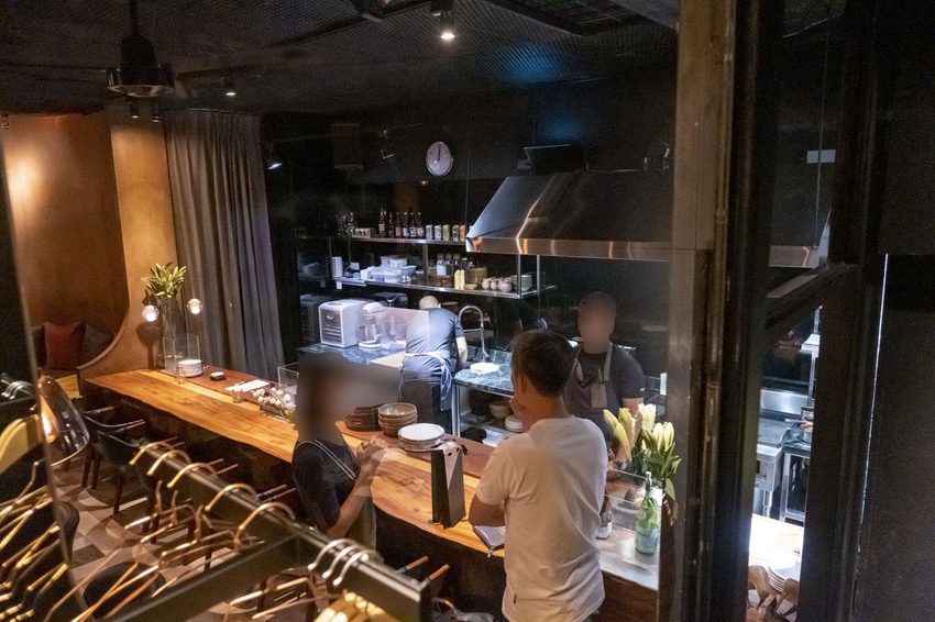 屏東原住民料理 AKAME | 隱身再山中的靈魂料理， 魯凱族主廚打造南台灣最難訂位的秘境餐廳 · 算命的說我很愛吃