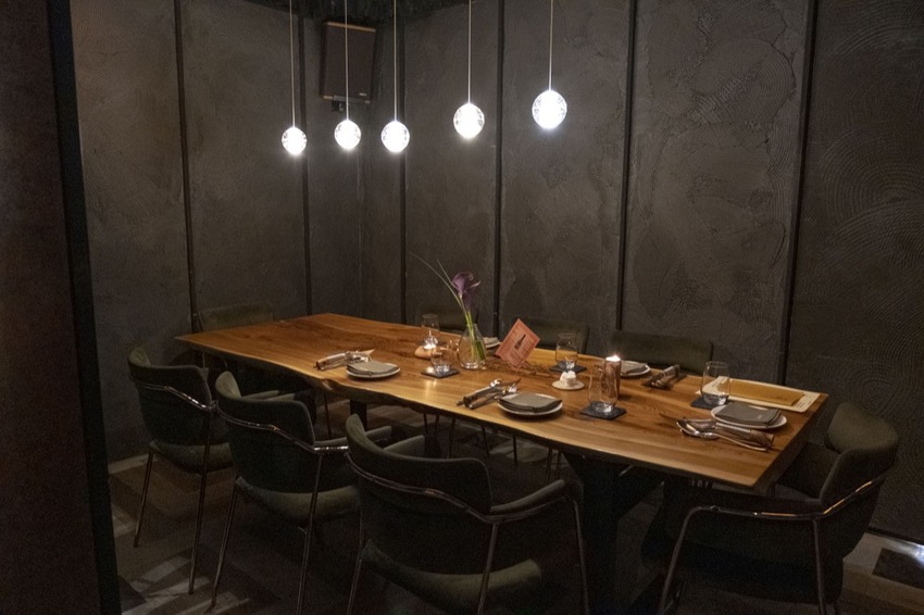 屏東原住民料理 AKAME | 隱身再山中的靈魂料理， 魯凱族主廚打造南台灣最難訂位的秘境餐廳 · 算命的說我很愛吃