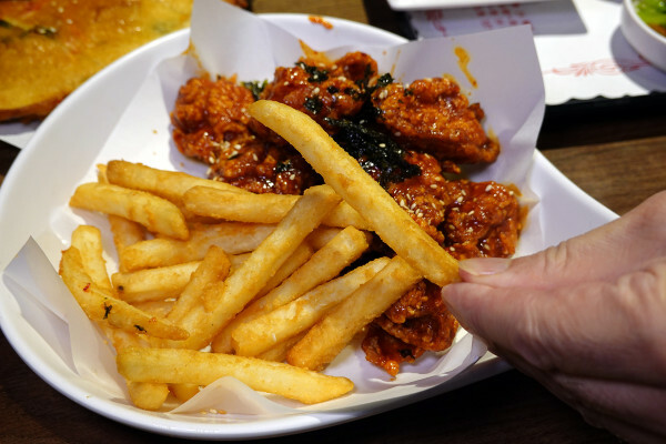 逛新北耶誕城吃什麼?釜山順豆腐板橋店，平價板橋韓國料理聚餐餐廳，板橋府中站韓式料理外送，高CP值府中韓式美食餐廳