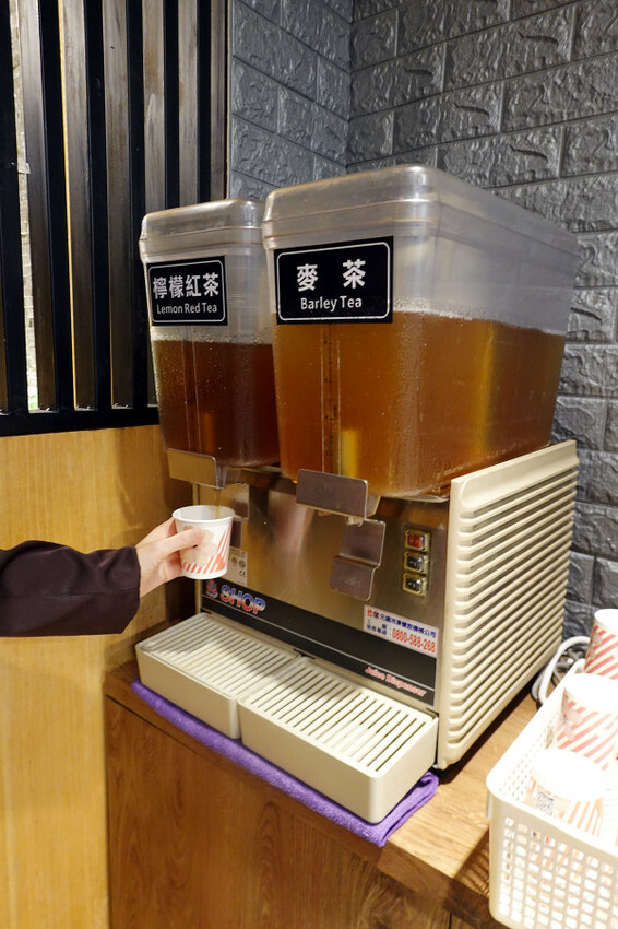 逛新北耶誕城吃什麼?釜山順豆腐板橋店，平價板橋韓國料理聚餐餐廳，板橋府中站韓式料理外送，高CP值府中韓式美食餐廳