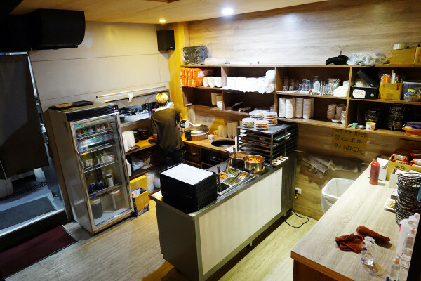 逛新北耶誕城吃什麼?釜山順豆腐板橋店，平價板橋韓國料理聚餐餐廳，板橋府中站韓式料理外送，高CP值府中韓式美食餐廳