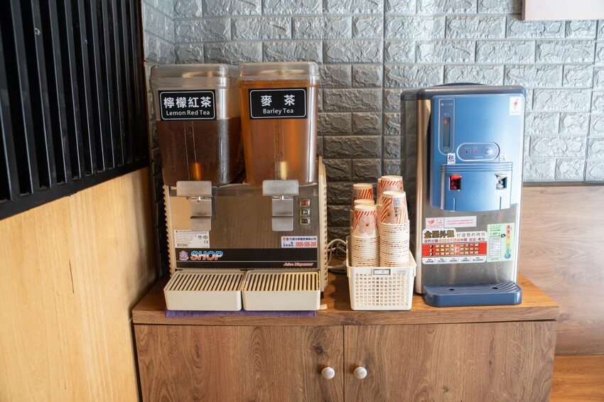 新北市板橋區板橋美食｜釜山順板橋店～板橋府中捷運站優秀韓式料理，大推海鮮豆腐煲跟石鍋拌飯，後站商圈人氣最高韓式料