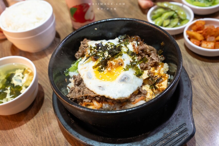 新北市板橋區板橋美食｜釜山順板橋店～板橋府中捷運站優秀韓式料理，大推海鮮豆腐煲跟石鍋拌飯，後站商圈人氣最高韓式料