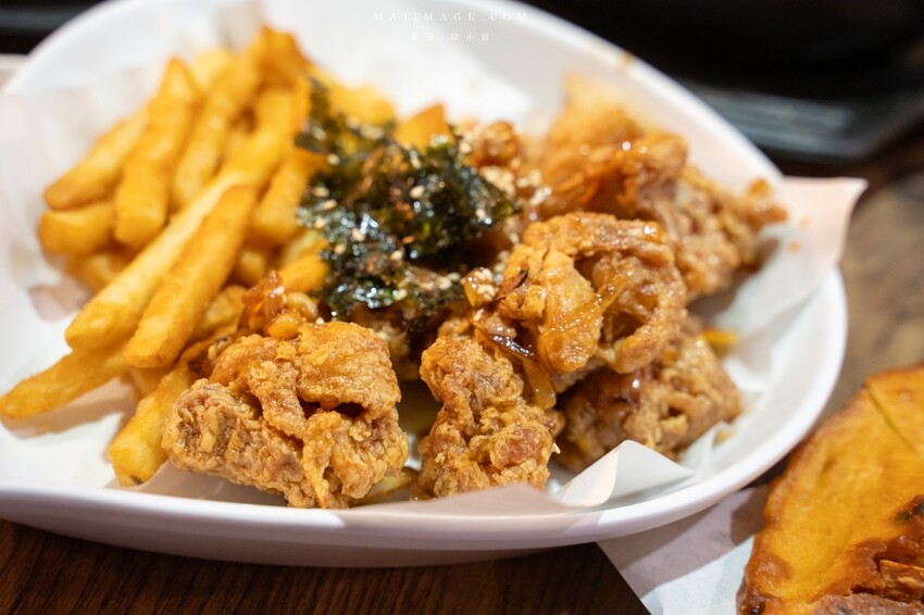 新北市板橋區板橋美食｜釜山順板橋店～板橋府中捷運站優秀韓式料理，大推海鮮豆腐煲跟石鍋拌飯，後站商圈人氣最高韓式料