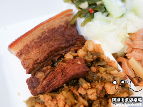 【桃園小吃】大有便當-動作慢吃不到，只賣1.5H就完售的鐵皮屋便當．桃園便當/隱藏美食/在地人推薦