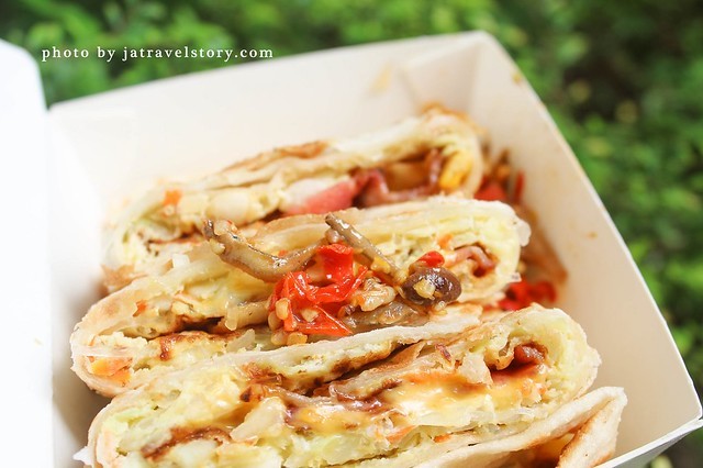 蛋要酷手工蛋餅專賣店 酥脆高麗菜蛋餅搭配小魚乾辣椒好涮嘴!【台北車站美食】台北車站平價小吃 @J&A的旅行