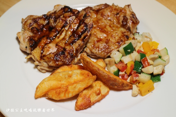 Stan & Cat 史丹貓美式餐廳：東區漢堡/美式餐廳『Stan & Cat 史丹貓美式餐廳』捷運忠孝復興站/排餐/三明治/早午餐